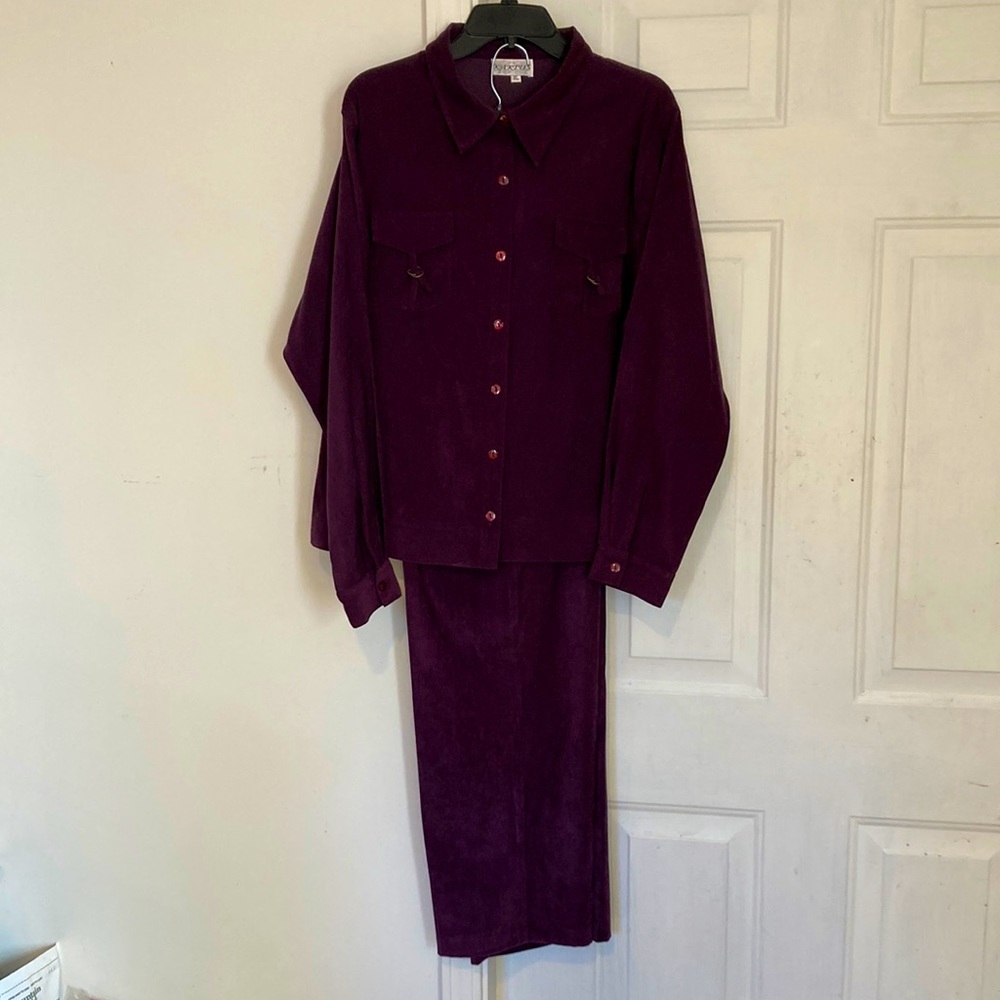 Dark Purple pant suit ,is machine washable